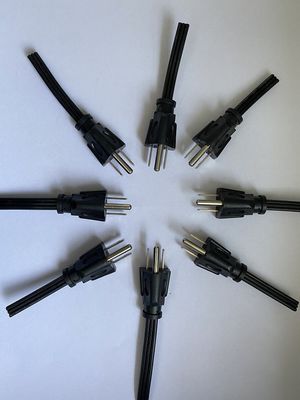 Маленькая вертикальная пластиковая инжекционная литейная машина высокого качества для электрических розетки