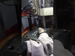 35 тонн скоростной сцепления кабеля вертикальная вращающаяся инжекционная литья машина